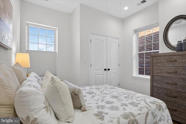 612 9TH ST NE, Washington, DC 20002