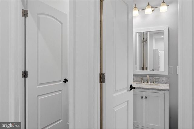 612 9TH ST NE, Washington, DC 20002