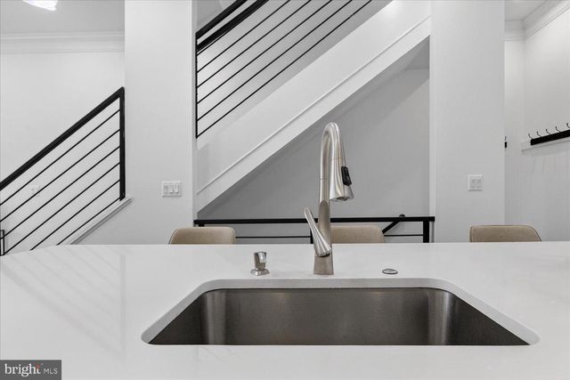 612 9TH ST NE, Washington, DC 20002