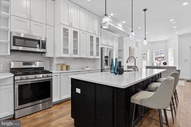 612 9TH ST NE, Washington, DC 20002