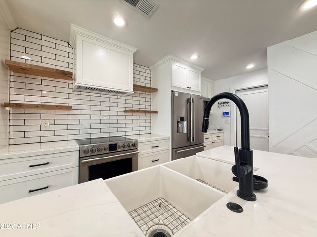 1363 W LOS LAGOS Vista, Mesa, AZ 85202