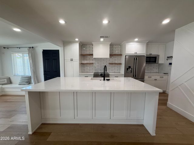1363 W LOS LAGOS Vista, Mesa, AZ 85202