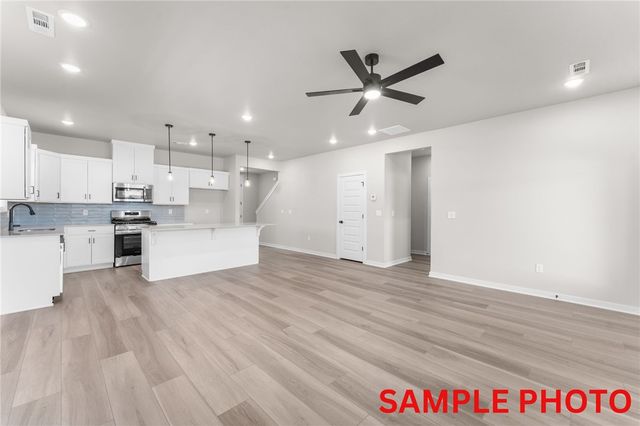 6003 SW Messenger Avenue, Bentonville, AR 72713