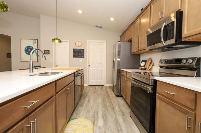 2459 MATTERHORN TRAIL, Davenport, FL 33837