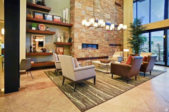 438 W CAMINO OSO, Washington, UT 84780