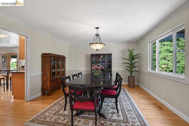 2090 Pebble Dr, Alamo, CA 94507