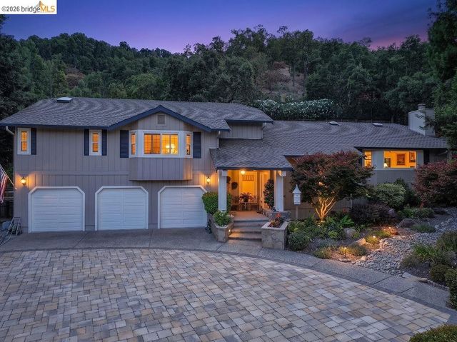 2090 Pebble Dr, Alamo, CA 94507