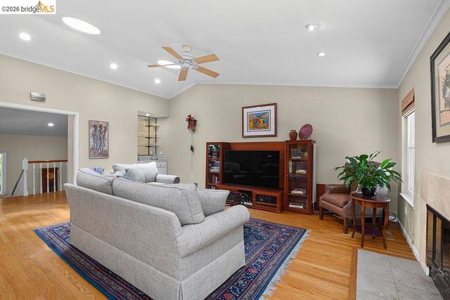 2090 Pebble Dr, Alamo, CA 94507