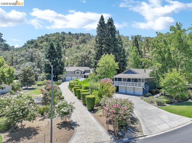 2090 Pebble Dr, Alamo, CA 94507