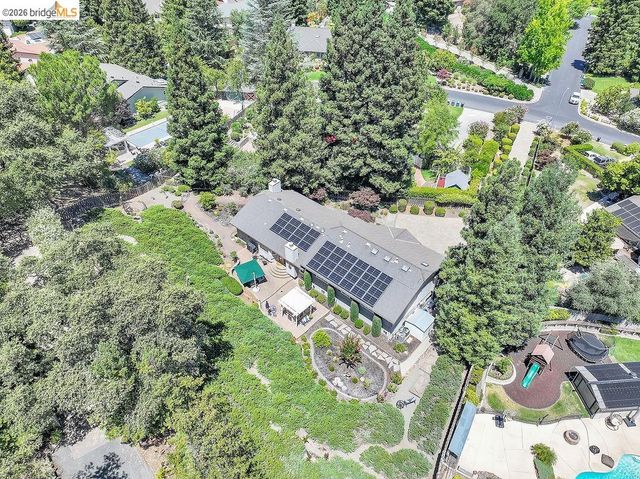 2090 Pebble Dr, Alamo, CA 94507