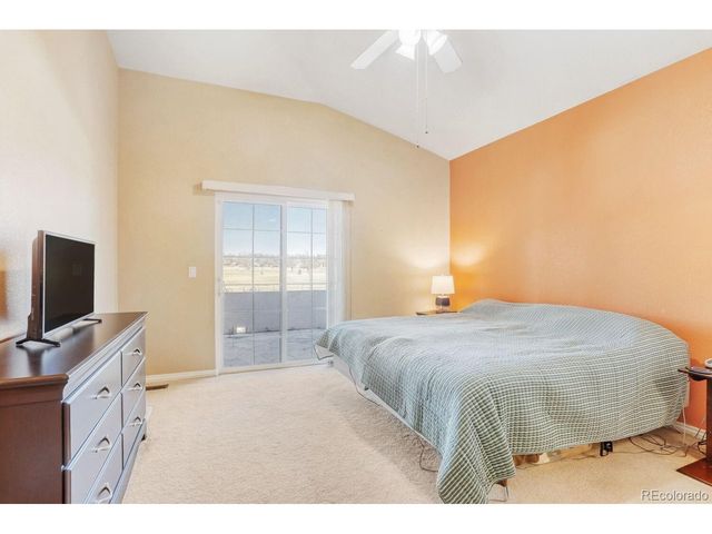 927 Champion Cir, Longmont, CO 80503