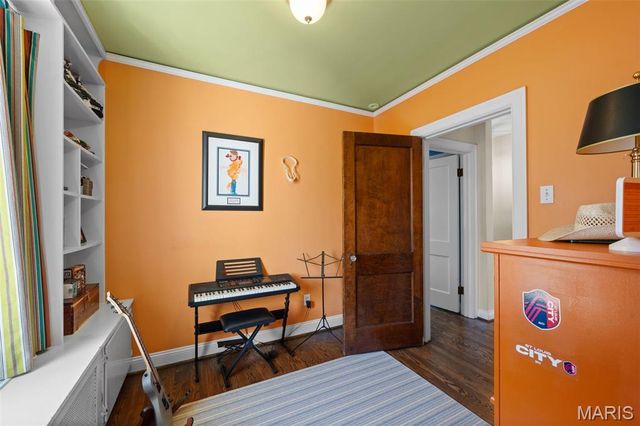 7447 York Drive, Clayton, MO 63105