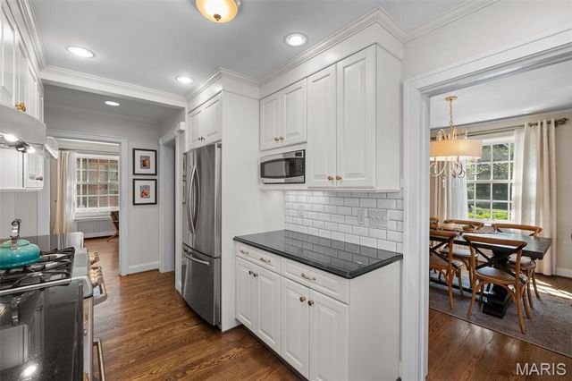 7447 York Drive, Clayton, MO 63105