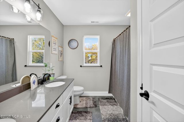 938 Wilkshire Drive, Waterville, OH 43566