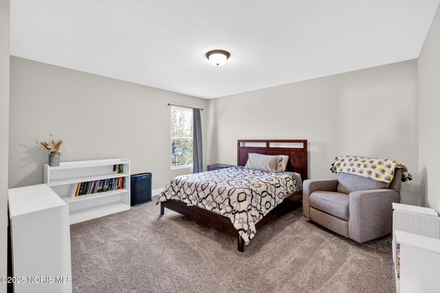 938 Wilkshire Drive, Waterville, OH 43566