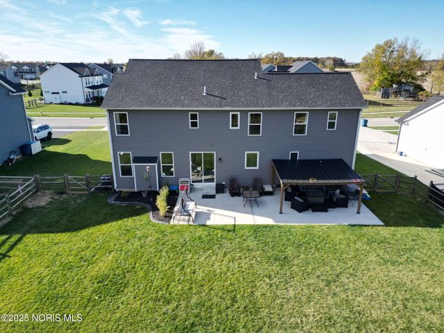 938 Wilkshire Drive, Waterville, OH 43566