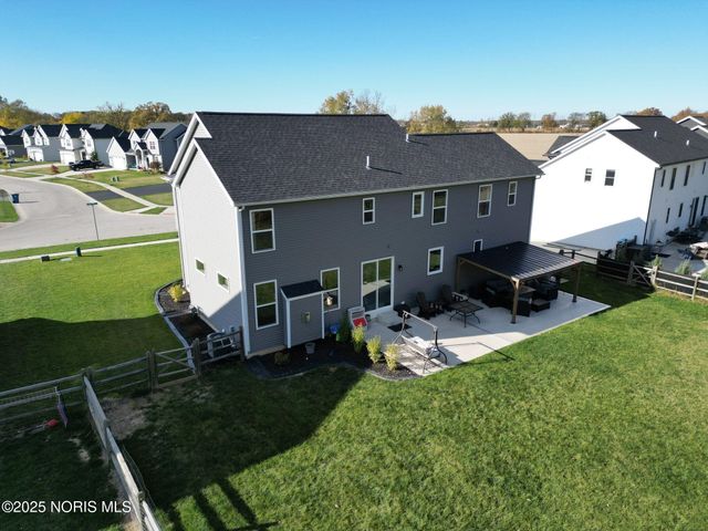 938 Wilkshire Drive, Waterville, OH 43566