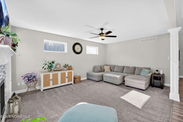 938 Wilkshire Drive, Waterville, OH 43566