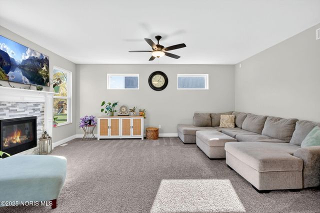 938 Wilkshire Drive, Waterville, OH 43566