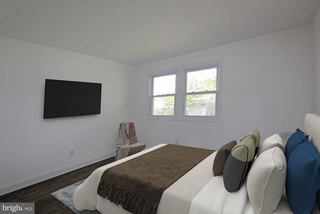 7 TIVERTON CIR, Newark, DE 19702