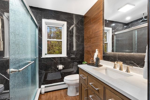 88 Hinchman Ave, Wayne Twp., NJ 07470