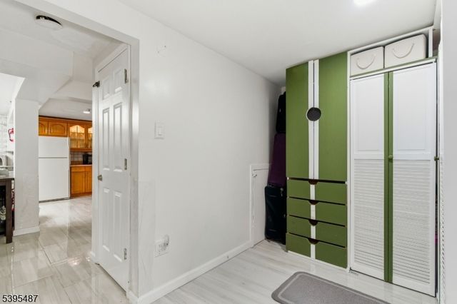 88 Hinchman Ave, Wayne Twp., NJ 07470