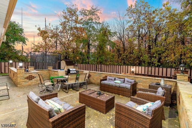 88 Hinchman Ave, Wayne Twp., NJ 07470