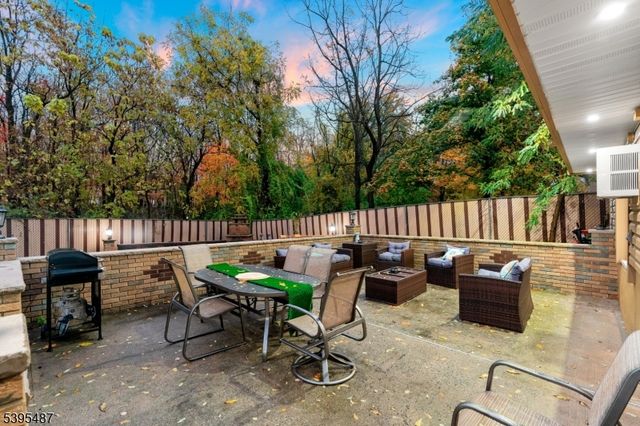 88 Hinchman Ave, Wayne Twp., NJ 07470