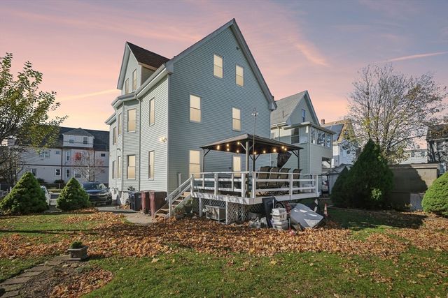 39-41 Kinsman St, Everett, MA 02149