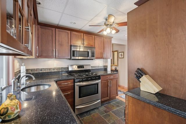 39-41 Kinsman St, Everett, MA 02149