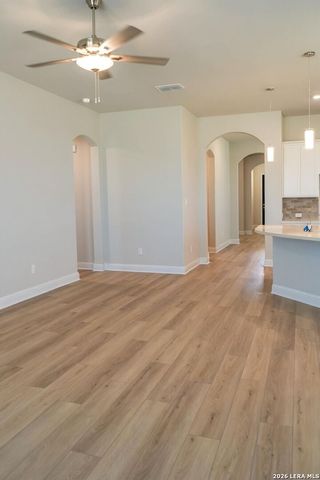 5209 Pinder, Marion, TX 78124