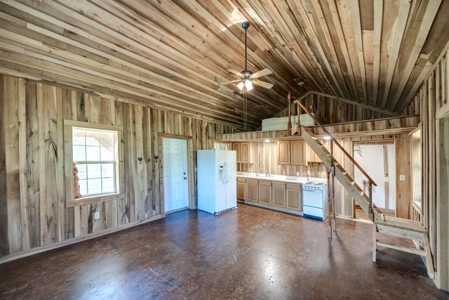 10900 US Hwy 127, Hustonville, KY 40437