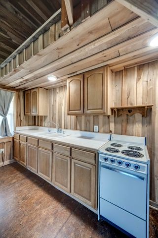 10900 US Hwy 127, Hustonville, KY 40437