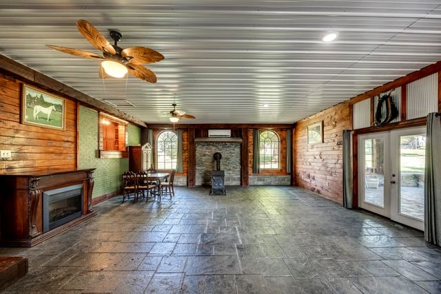 10900 US Hwy 127, Hustonville, KY 40437