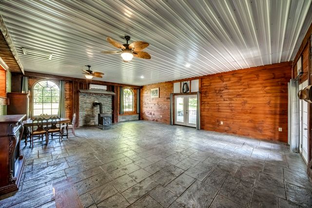 10900 US Hwy 127, Hustonville, KY 40437