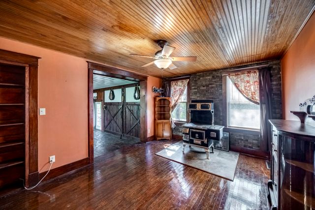 10900 US Hwy 127, Hustonville, KY 40437