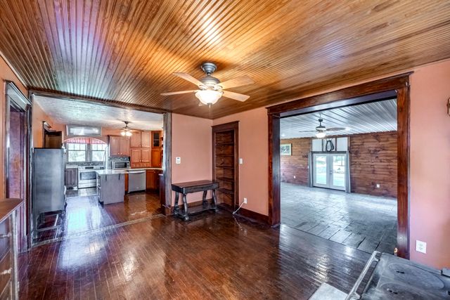 10900 US Hwy 127, Hustonville, KY 40437