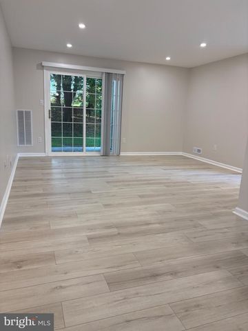 1011-A OSWEGO CT, Mount Laurel, NJ 08054