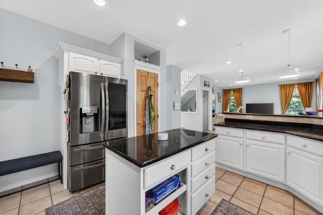 3098 Barrington Hills Court, Fitchburg, WI 53711