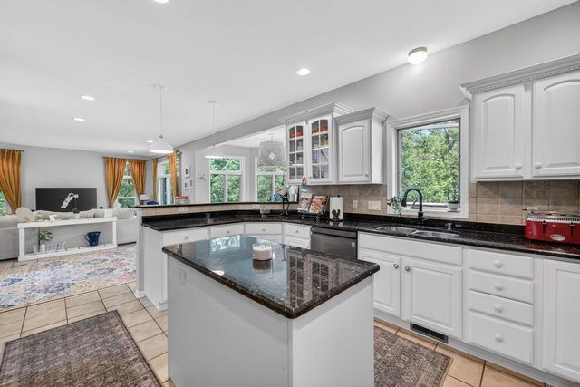 3098 Barrington Hills Court, Fitchburg, WI 53711