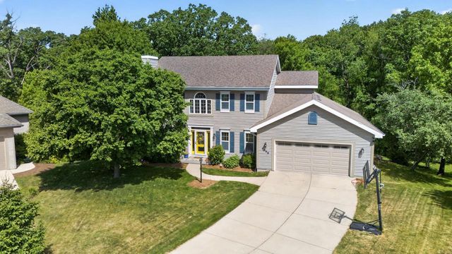 3098 Barrington Hills Court, Fitchburg, WI 53711