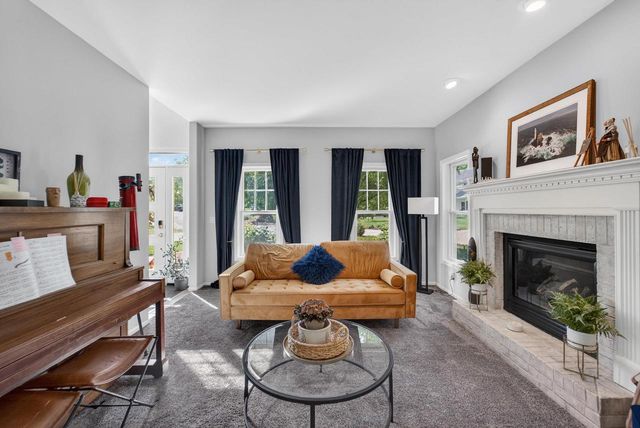 3098 Barrington Hills Court, Fitchburg, WI 53711