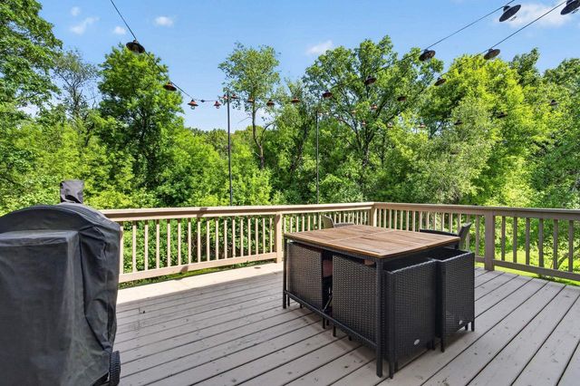 3098 Barrington Hills Court, Fitchburg, WI 53711