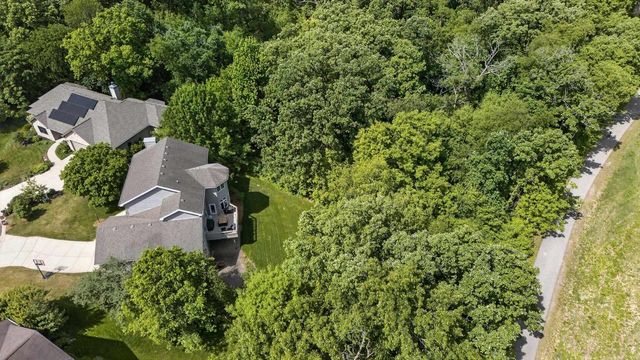 3098 Barrington Hills Court, Fitchburg, WI 53711