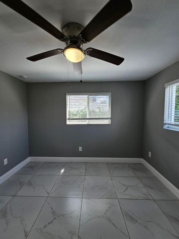 933 W 7th Street A, Riviera Beach, FL 33404