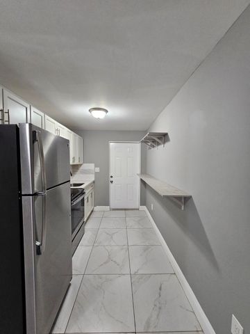 933 W 7th Street A, Riviera Beach, FL 33404