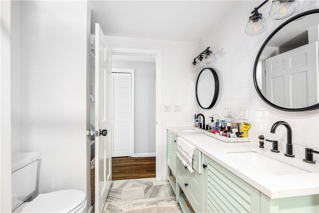 60 Brooklyn Road, Narragansett, RI 02882
