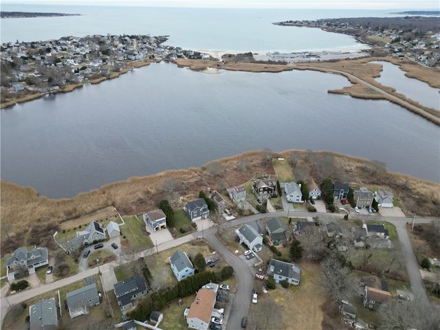 60 Brooklyn Road, Narragansett, RI 02882