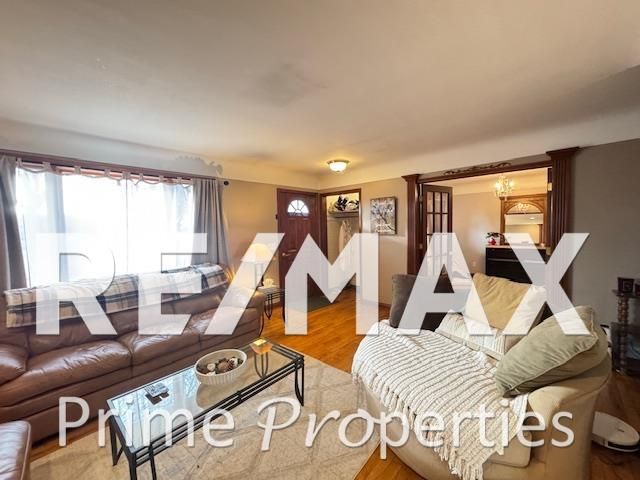 1574 Elizabeth Lane, Essexville, MI 48732