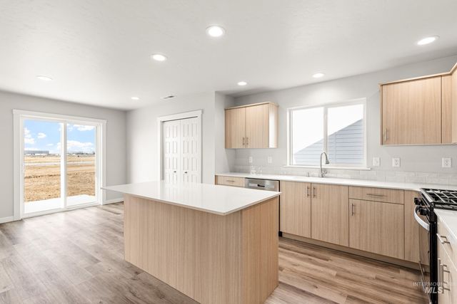 15276 Fuchsia Ave, Nampa, ID 83651